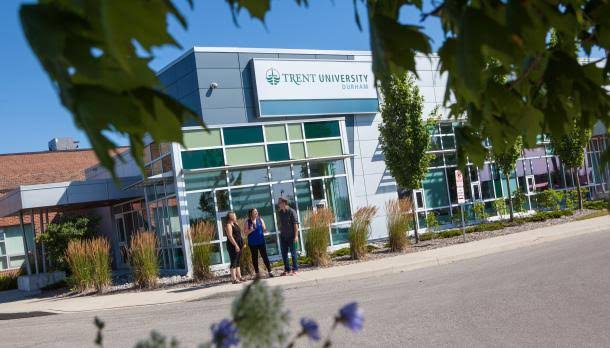 Trent-United World Colleges Scholarships at Trent University in Canada 2022